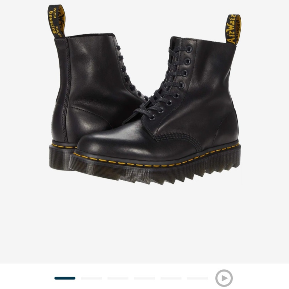 EUC 1460 Pascal Ziggy Dr. Martens Women’s 10.5/ Men’s size 9/EU 42